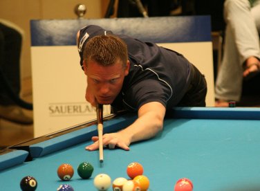 Tìm hiểu về luật chơi bida lỗ cơ bản dành cho người chơi